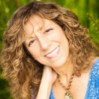 Debora-Wayne-Headshot.jpg